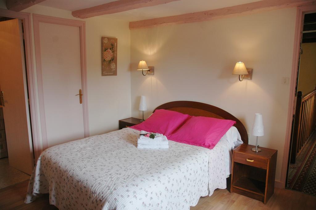 Chambres D'Hotes Belard プロネヴェ・ポルゼ 部屋 写真
